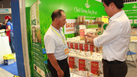 Tìm điểm tựa để xuất khẩu nông sản không... ‘đổ dốc’