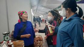 Đưa hàng Việt về ngoại thành: Tín hiệu tích cực từ các phiên chợ