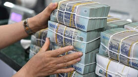 Tín dụng tăng tốc kỷ lục, nỗi lo chất lượng dòng vốn