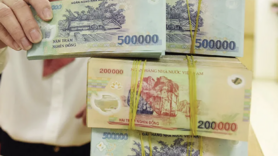 Tín dụng bứt tốc về đích sớm, kỳ vọng lợi nhuận bùng nổ