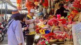 Đà Nẵng: Hàng trang trí Tết phong phú, sức mua tăng