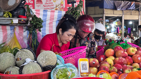 Sôi động thị trường đồ cúng Rằm tháng Giêng ở Hà Tĩnh