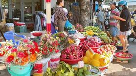 Cần Thơ:  Rằm tháng Giêng hàng hóa dồi dào, thị trường ổn định