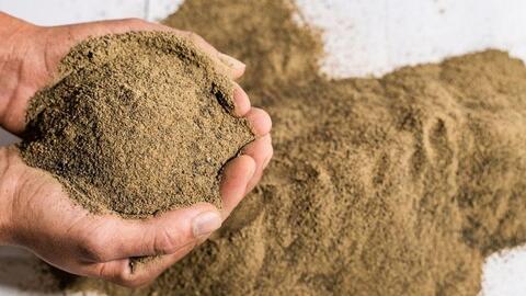 Ngành thức ăn bổ sung Việt Nam: Không thể mãi đi nhập khẩu