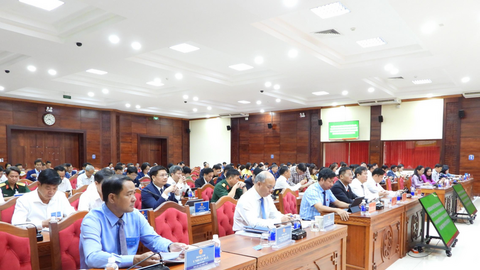 Đắk Lắk thông qua 11 nghị quyết, đặt nền móng tăng trưởng hai con số