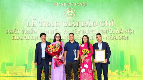 Báo Công Thương đoạt giải C Giải Báo chí về phát triển văn hóa và xây dựng người Hà Nội thanh lịch, văn minh