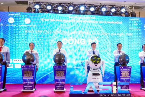 Cần Thơ đưa Nghị quyết 57-NQ/TW vào thực tiễn