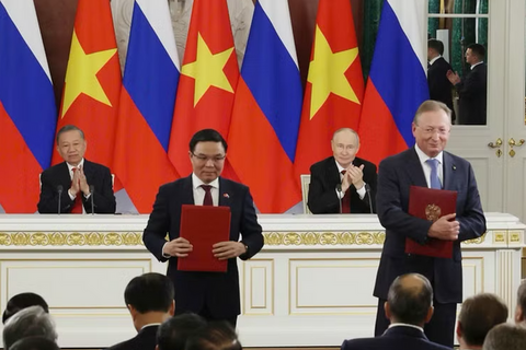 Tổng Bí thư, Chủ tịch nước Tô Lâm và Tổng thống Nga chứng kiến Lễ trao các văn kiện hợp tác