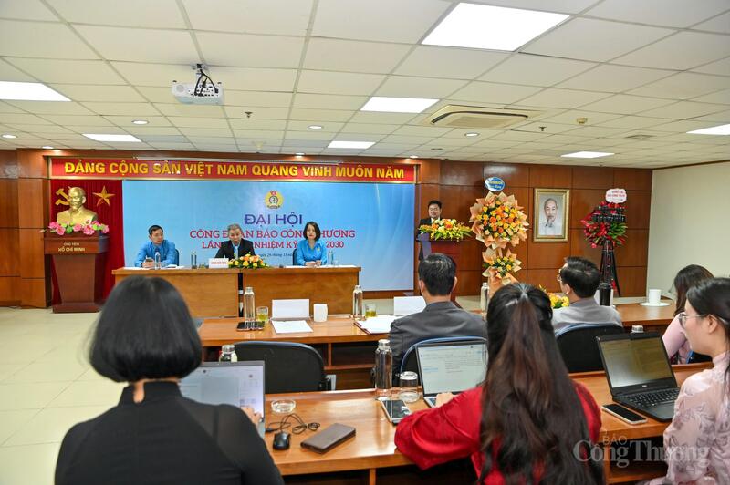 Đại hội Công đoàn Báo Công Thương khóa V, tổng kết đánh giá hoạt động công đoàn, các phong trào gắn với viên chức, người lao động nhiệm kỳ 2023 - 2028. Ảnh: Giang Nam.