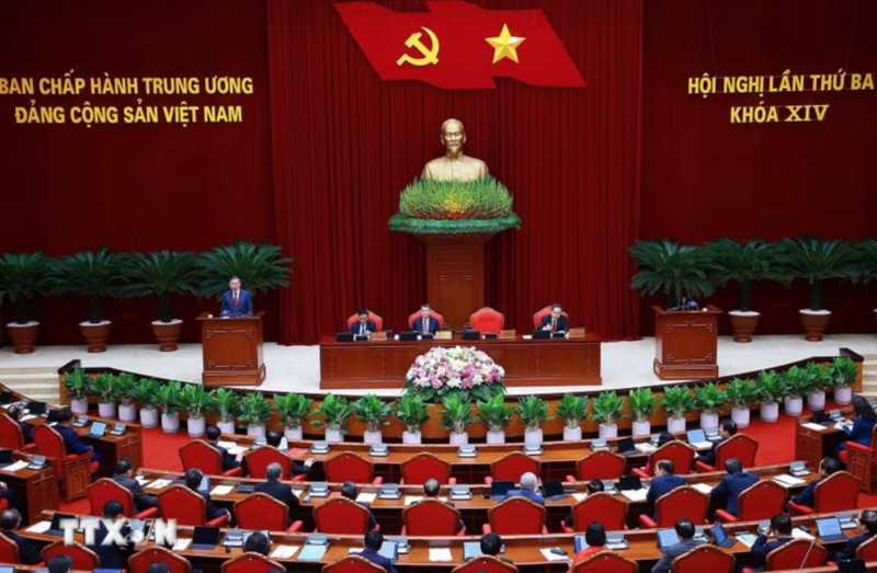 Phiên khai mạc Hội nghị lần thứ ba Ban Chấp hành Trung ương Đảng khóa XIV. (Ảnh: Thống Nhất/TTXVN)
