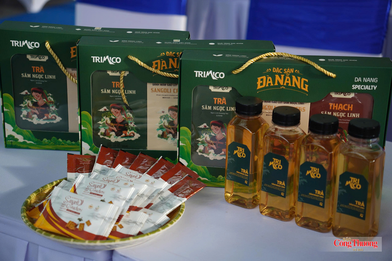 Sở Công Thương Đà Nẵng đưa các sản phẩm đặc trưng, là 'tinh hoa Đà Nẵng' đến với du khách.