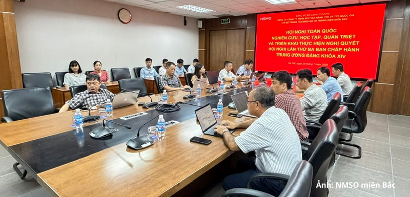 Đảng viên tham dự học tập quán triệt nghị quyết tại điểm cầu NSO.