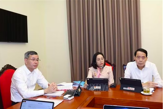 Ngày làm việc thứ nhất Hội nghị Trung ương 4, khóa XIV - 9