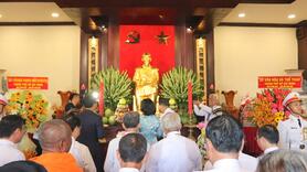 Lãnh đạo, nhân dân TP. Hồ Chí Minh dâng hương tưởng nhớ Bác Hồ