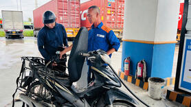 Giá xăng dầu hôm nay ngày 5/11/2025: Tiếp tục giảm