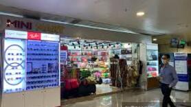 ‘Hai bộ mặt’ của mặt bằng bán lẻ