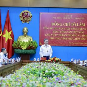 Tổng Bí thư: Kiện toàn bộ máy, chuẩn bị tốt cho hợp nhất 3 tỉnh