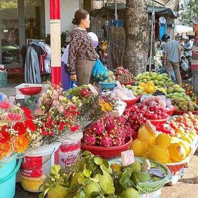 Cần Thơ:  Rằm tháng Giêng hàng hóa dồi dào, thị trường ổn định
