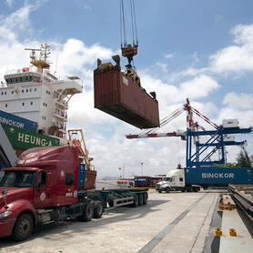 Giữ nhịp xuất khẩu trước biến động toàn cầu