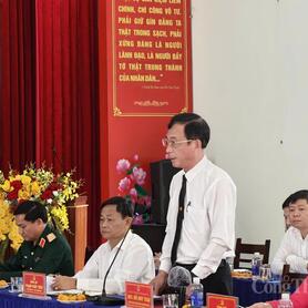 Phó Thủ tướng Hồ Quốc Dũng làm việc với xã biên giới ở Đắk Lắk