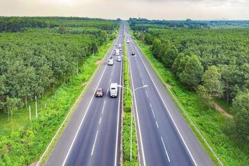 Bộ Công Thương đề nghị bảo đảm nguồn xăng dầu tại 2 trạm dừng nghỉ cao tốc TP.Hồ Chí Minh - Long Thành - Dầu Giây