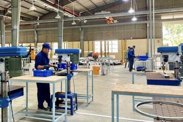 Gia Lai: Việc nhiều, lao động không thiếu, vì sao vẫn khó tuyển?