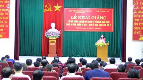 Nghệ An: 60 học viên dự lớp bồi dưỡng cán bộ quy hoạch Ủy viên BCH Đảng bộ tỉnh