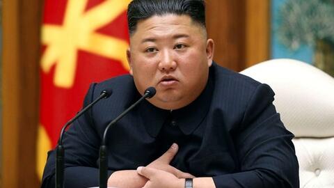 Nhà lãnh đạo Triều Tiên Kim Jong-un bất ngờ xuất hiện sau 'ngày dài' vắng bóng