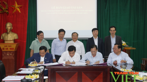Trung ương Hội Nông dân Việt Nam bàn giao tài sản cho Hội Nông dân tỉnh Điện Biên