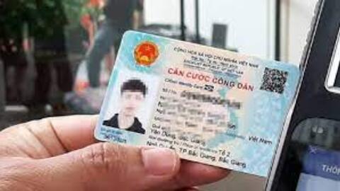 Ra nước ngoài định cư, có bị thu hồi căn cước công dân?