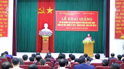 Nghệ An: 60 học viên dự lớp bồi dưỡng cán bộ quy hoạch Ủy viên BCH Đảng bộ tỉnh