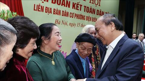 Thủ tướng Nguyễn Xuân Phúc dự Ngày hội Đại đoàn kết toàn dân tộc phường Điện Biên, Hà Nội