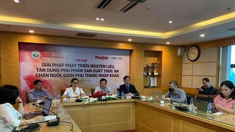 Chủ động nguồn nguyên liệu cho sản xuất thức ăn chăn nuôi