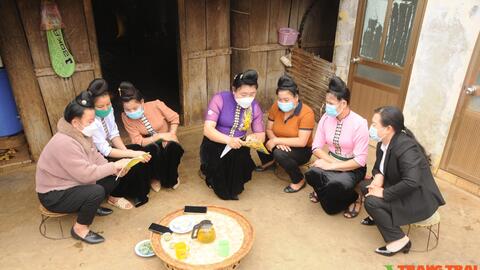 Nông Thôn Tây Bắc: Phụ nữ Yên Châu giúp nhau phát triển kinh tế