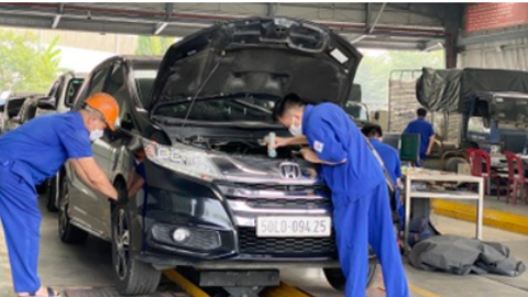 Điều khiển ôtô hết thời hạn đăng kiểm sẽ bị xử phạt ra sao?