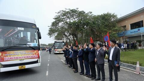 Mang Tết về gần hơn với người lao động