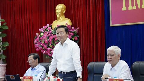 Phó Thủ tướng chỉ đạo tháo gỡ một số khó khăn, vướng mắc cho Bình Dương