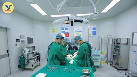 Cấp cứu bệnh nhân cùng lúc bị viêm túi mật và ruột thừa