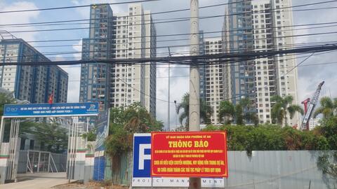 Xuất hiện biển cảnh báo tại dự án Charm Diamond