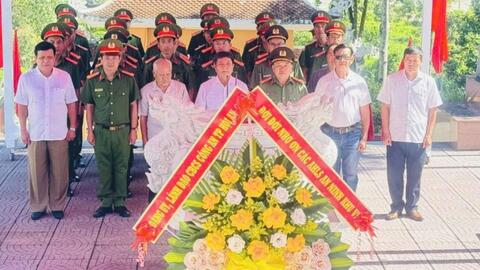 Công an TP Hội An: Nhiều hoạt động ý nghĩa kỷ niệm ngày truyền thống