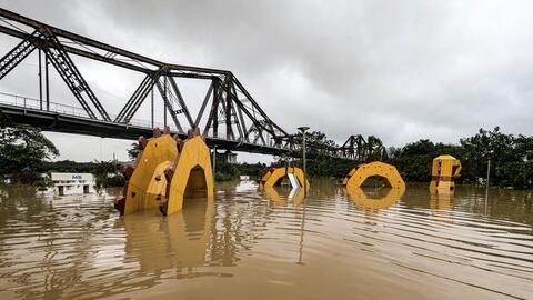 Hà Nội ban hành lệnh báo động 1 trên sông Hồng, sông Đuống