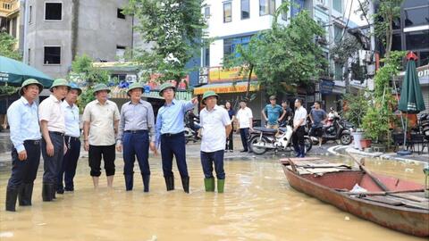 Dồn tâm, lực chăm lo cho người dân bị ảnh hưởng mưa lũ