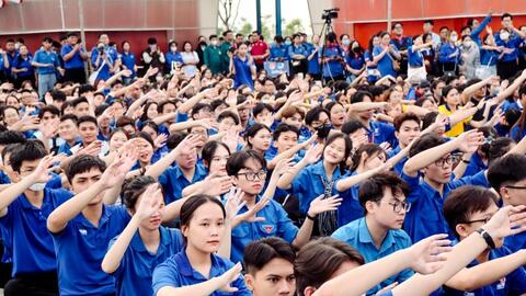 Sôi nổi chào mừng Đại hội Hội LHTN Việt Nam TP Hồ Chí Minh