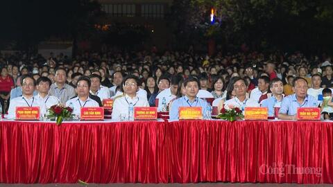 Quảng Trị tái hiện chặng đường lịch sử bằng âm nhạc và ánh sáng