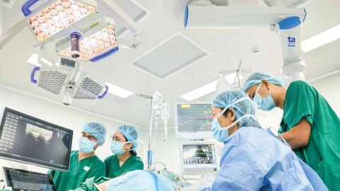 Nghị quyết 72-NQ/TW: Chuyển trọng tâm từ chữa bệnh sang phòng bệnh