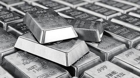 Giá bạc hôm nay 1/10/2025: Bạc đảo chiều giảm