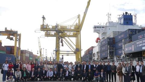 Đoàn đại biểu Diễn đàn Logistics Việt Nam 2025 khảo sát cảng Tiên Sa