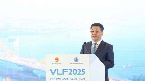 Chính phủ yêu cầu gỡ điểm nghẽn 'nhập siêu logistics'