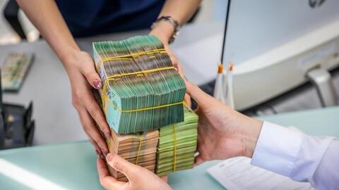 Tín dụng 2025: Bất động sản và bán lẻ là "thỏi nam châm", hạ tầng bứt tốc nhận 500.000 tỷ đồng