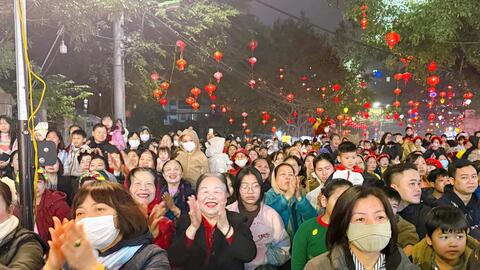 Tưng bừng liên hoan văn nghệ chào mừng thành công Đại hội Đảng